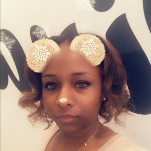 Meet your Posher, Mia